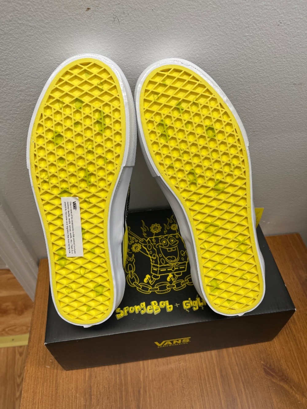 NWT Men's VANS "Off The Wall"  [Spongebob Gigliotti]  Skateboard Slip-ons 8.5 - Picture 8 of 16